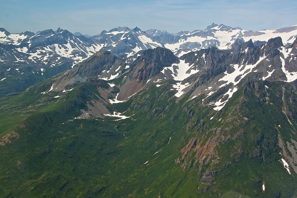 Green mountainsides quickly gave way to massive glaciers and volcanos.&nbsp;
